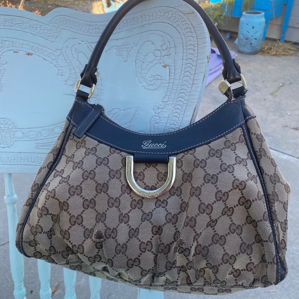 Gucci handbag browns. 👜